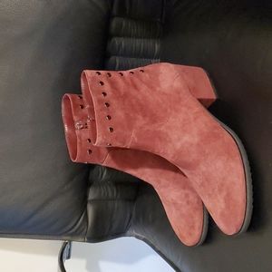 Vaneli Ankle Boots